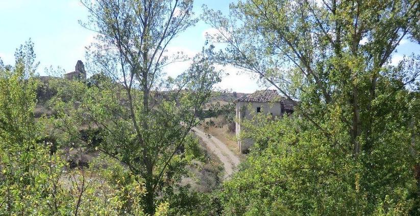 Bárcena de Bureba. El pueblo abandonado de Burgos que conquistó a una pareja de holandeses.